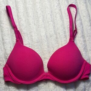 Victoria's Secret Fuchsia Bra